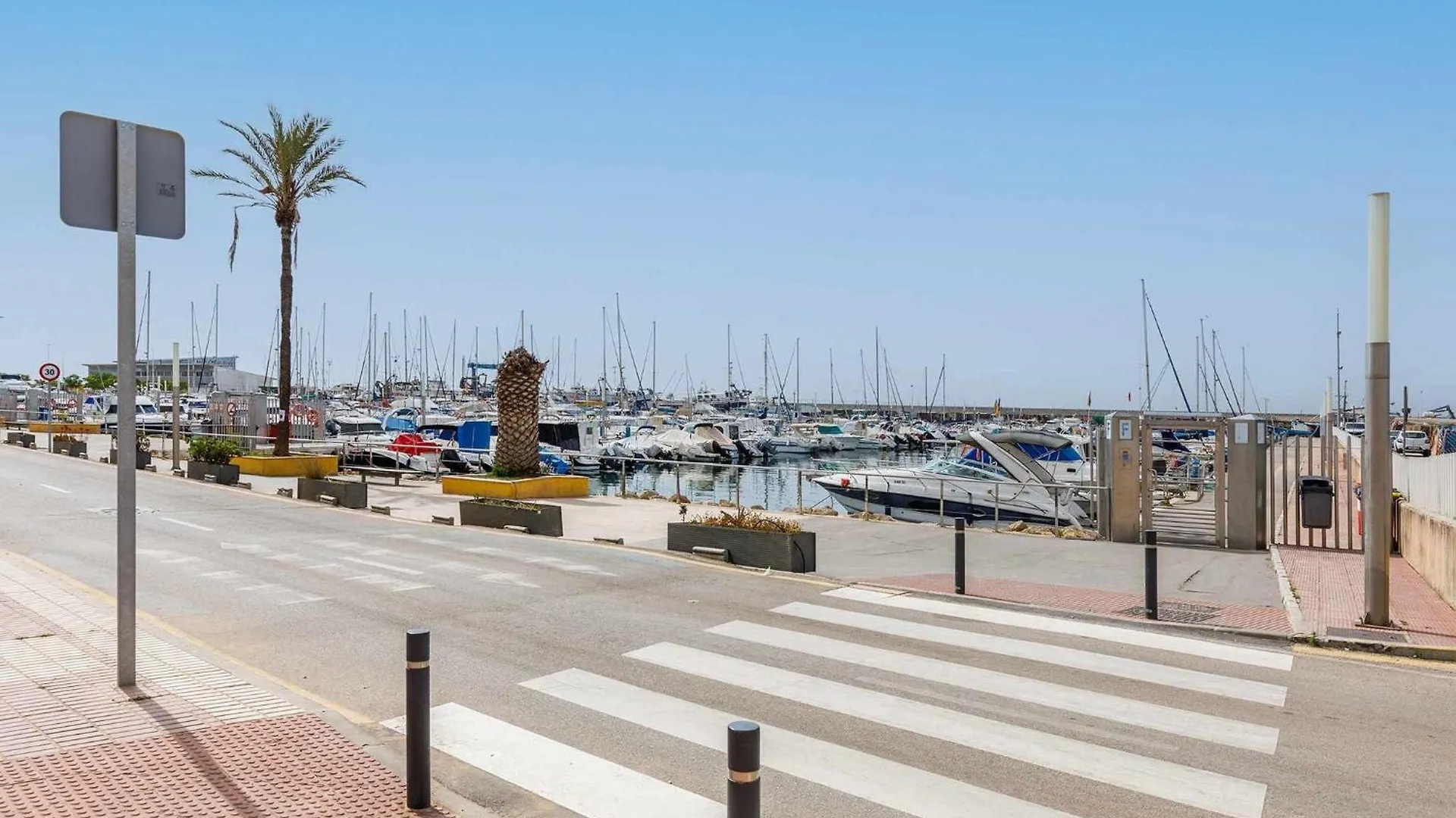 A&N Seaport 3B Apartment Caleta De Velez Spain